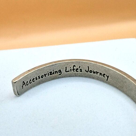 WHD Loyalty, Share, Truth, Happiness "Accessorizing Life's Journey" Bracelet - Picture 6 of 6